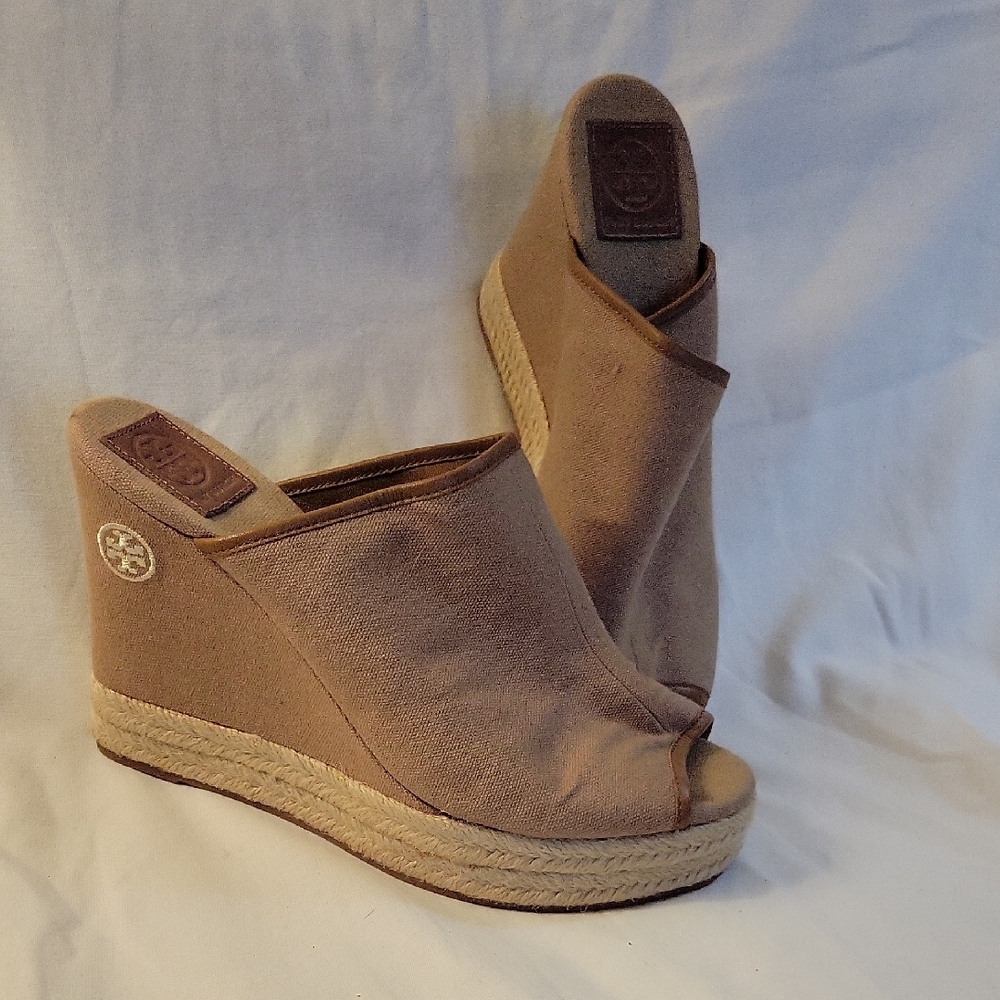 Tory Burch Agatha Tan Canvas Mules Size 9
